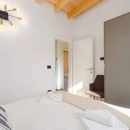 Hera Hotel